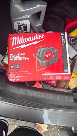 Milwaukee laser
