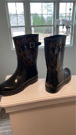 Like new Michael Kors Rain boots