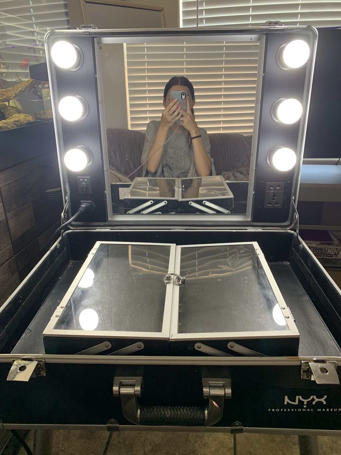 Portable NYX professional makeup vanity