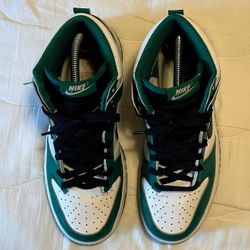 Nike Dunk High Size 6.5 Y