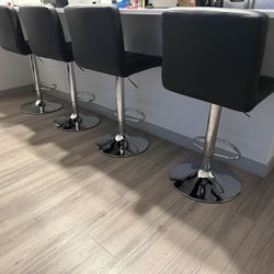 Bar Stools (set of 4)
