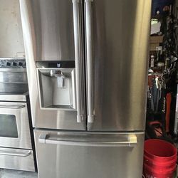Kenmore PRO refrigerator for sale