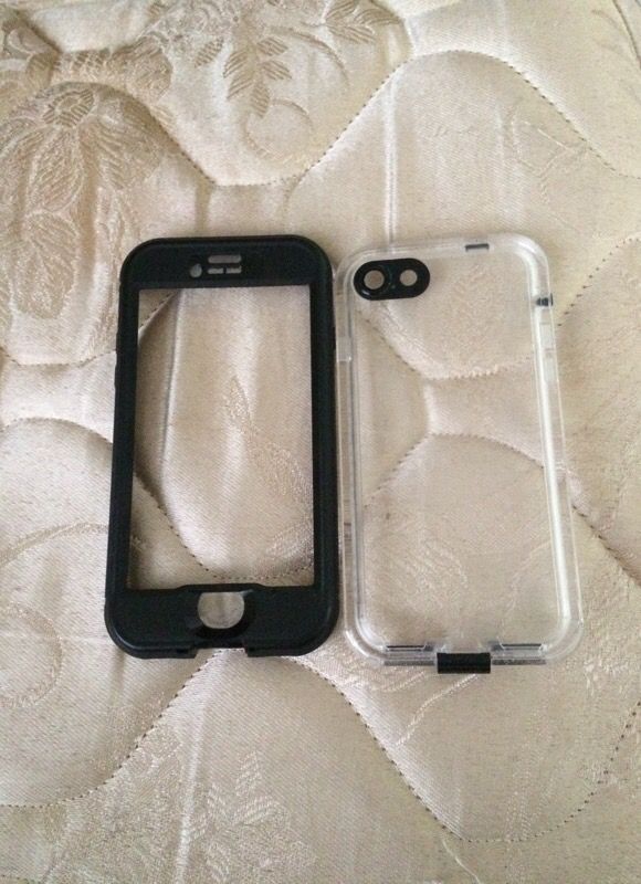 iPhone 7 life proof case everything in it