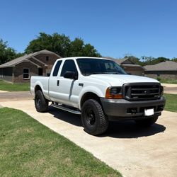 2004 Ford E-250