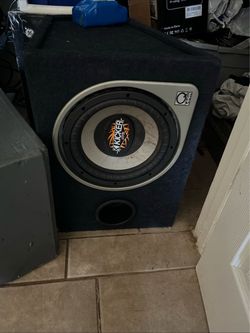 Kicker CVR Subwoofer in Ported Box