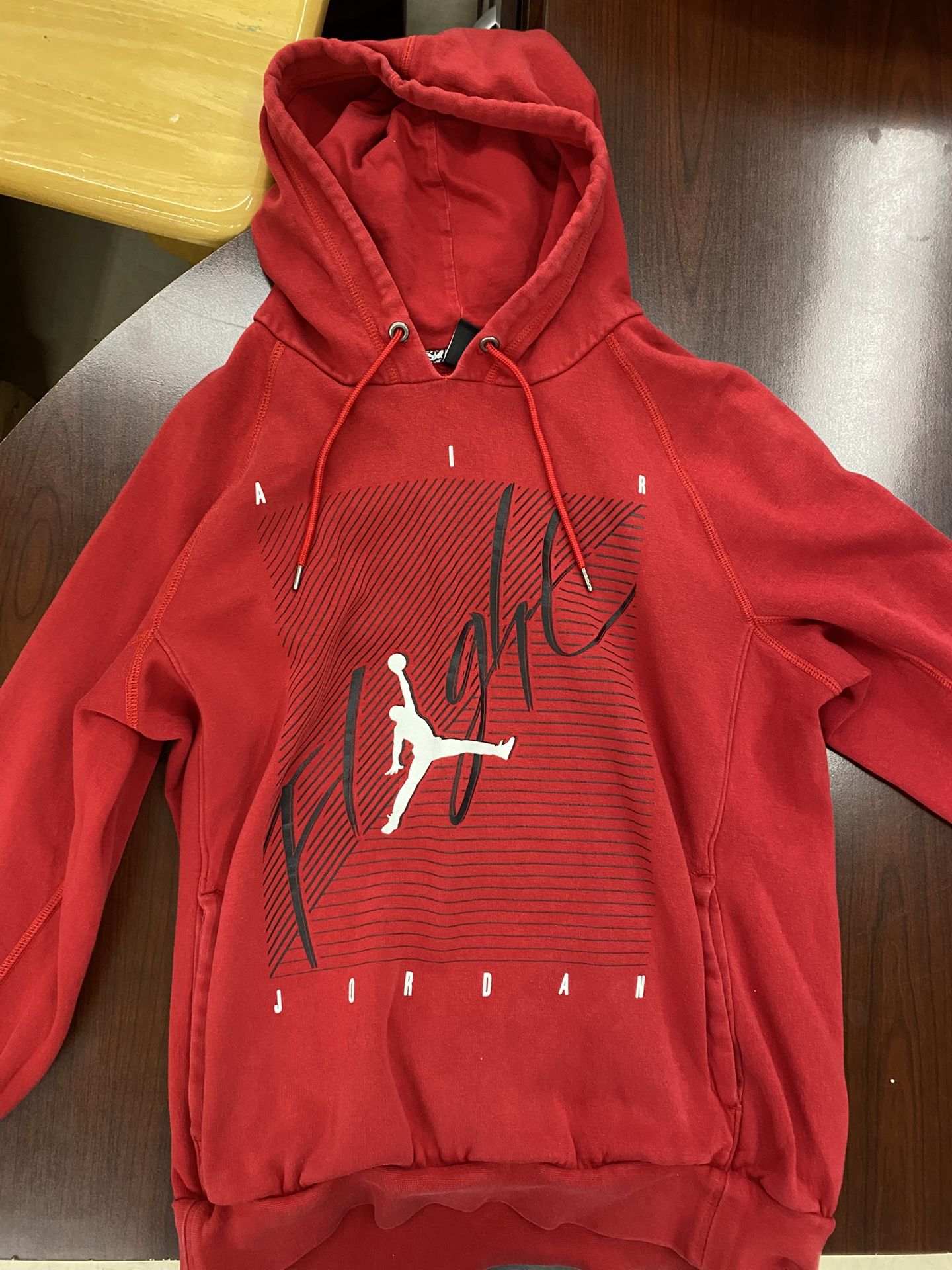 Red air Jordan hoodie M