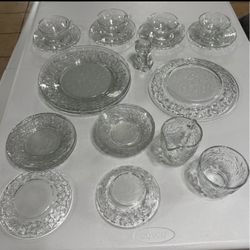 Princess House Fantasia Poinsettia Crystal