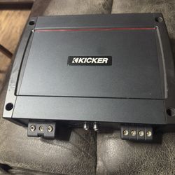 KICKER KXA800.1