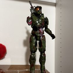 Zombie Master Chief Statue 