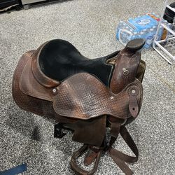 Western Saddle 