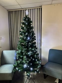 7ft Christmas Tree With Built-in LED lights