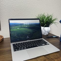 M1 2020 Macbook Air Grey 245GB