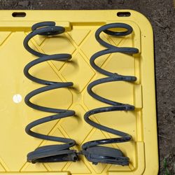 2014-2018 Mazda 3 Rearar Suspension Coil Springs Set of Two