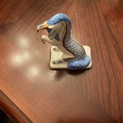 Vintage Franklin Mint Blue & White Treasury Of Unicorns Figurine MINT Condition 