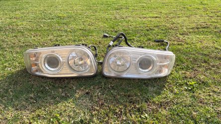 Peterbilt 389 Headlights