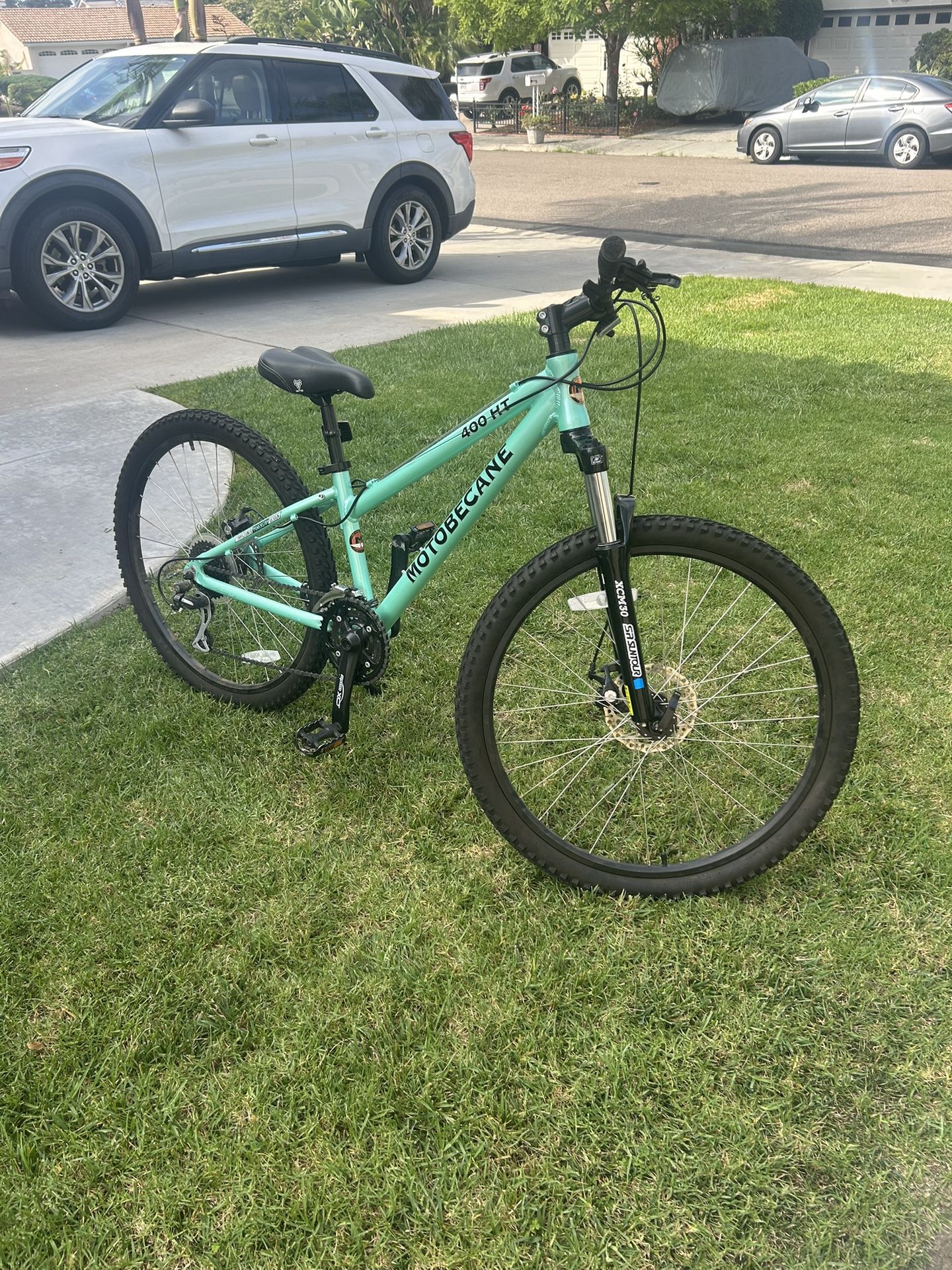 Motobecane 400 HT Mountain Bike