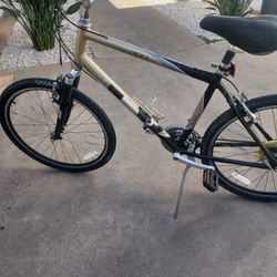 TREKsize Size 26frame19speed 24