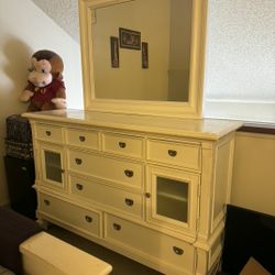 Bedroom Set