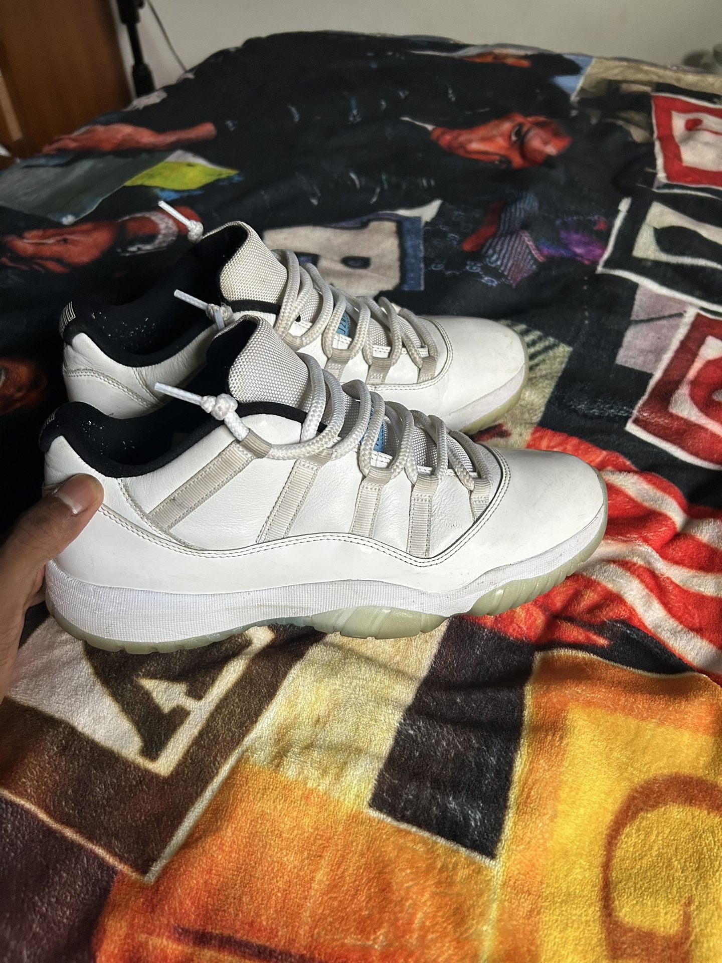 Jordan 11 legend blue