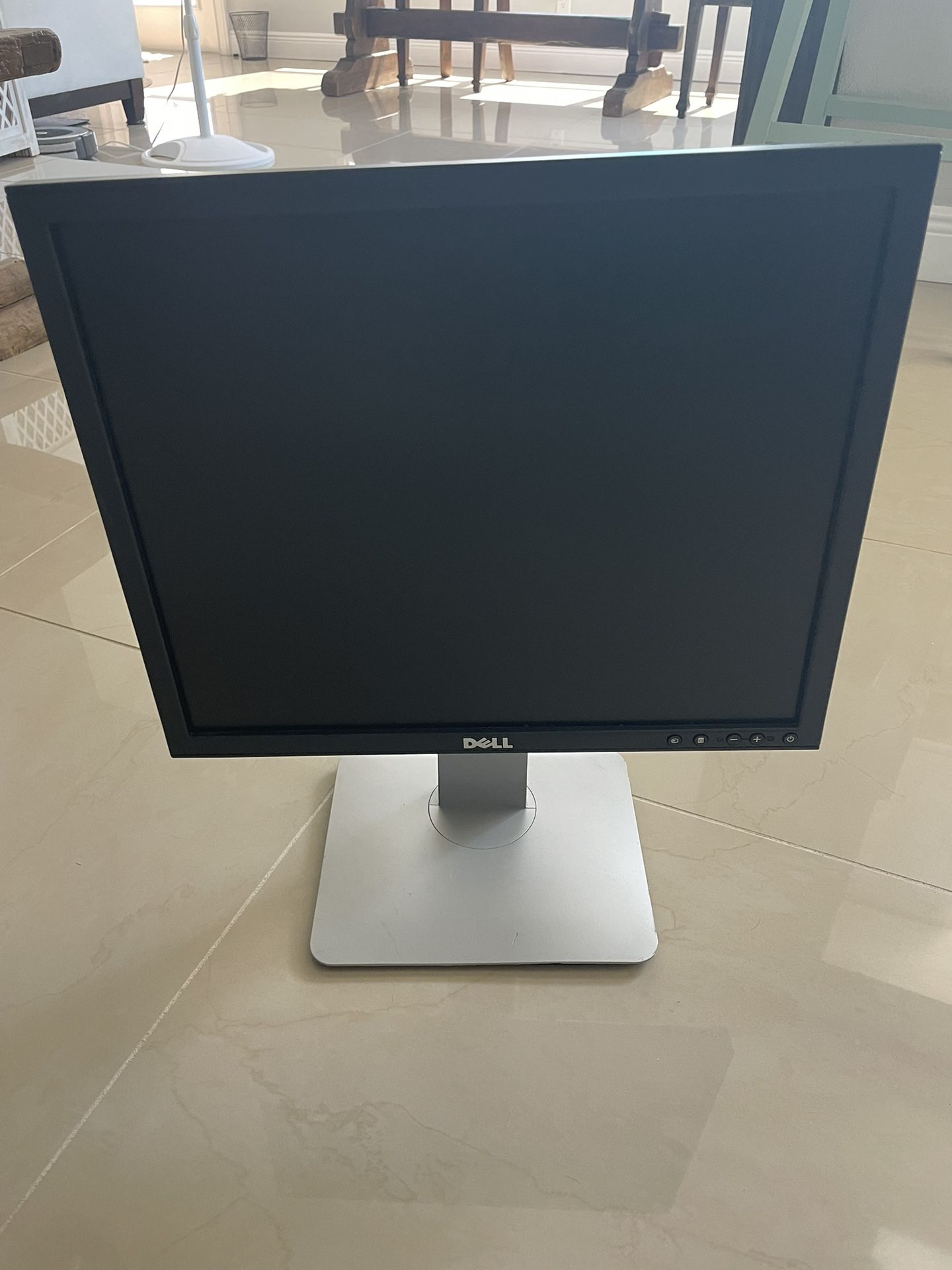 Dell Monitor 19 Inch