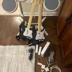🔥 Rock Band Starter Kit (Nintendo Wii) – Complete Bundle 🔥  Turn your living room into a full band setup! This Rock Band Starter Kit for Nintendo Wi