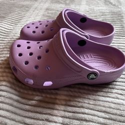 Light purple crocs