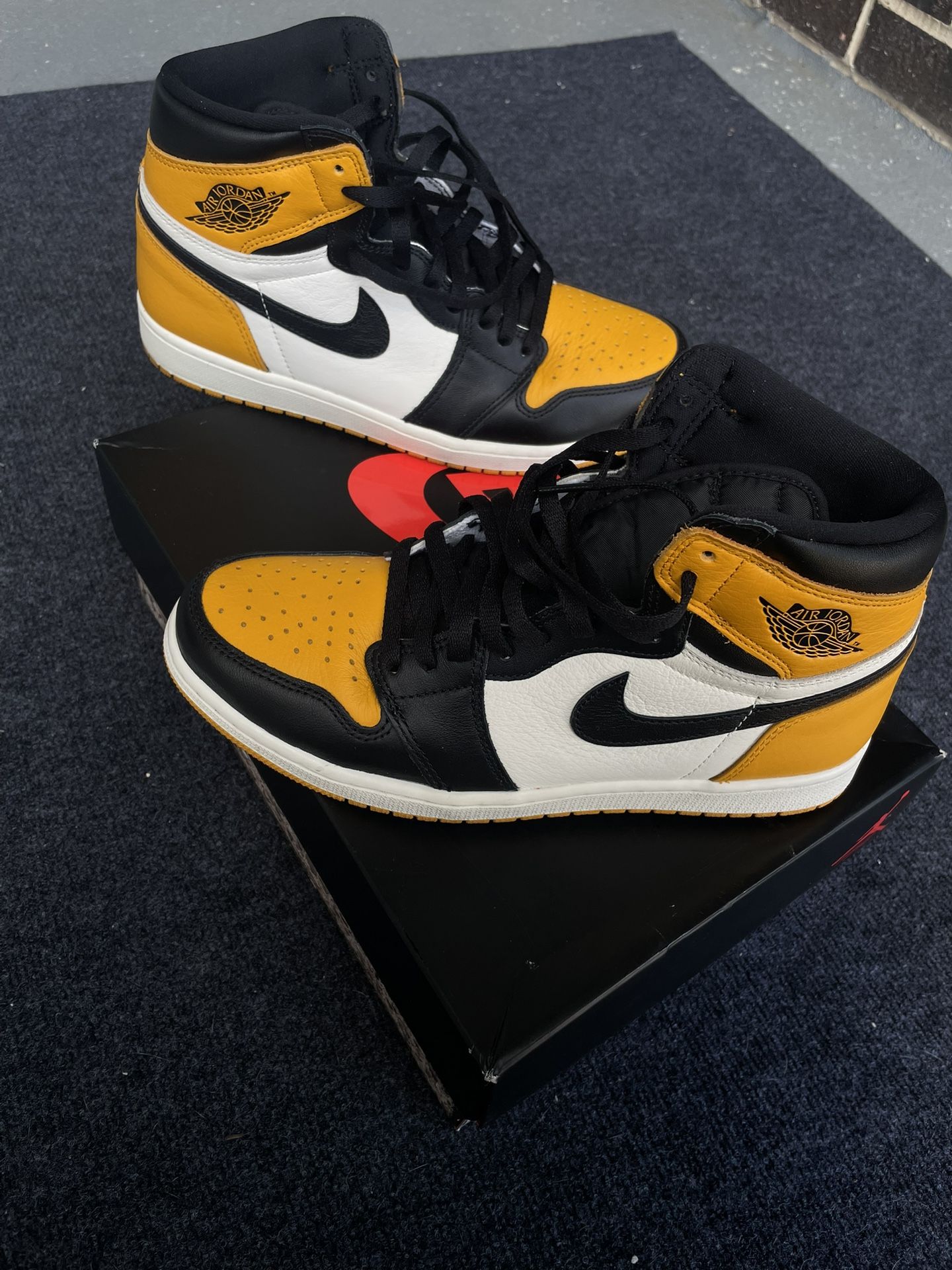 Air Jordan 1 Taxi Sz10