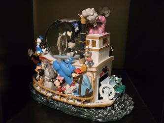 Steamboat Willie And Friends SnowGlobe