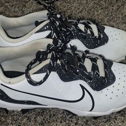 *NIKE* FASTFLEX-CLEATS REGULAR FIT SIZE 3