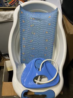 Summer Newborn to Toddler  Bath Center and Shower