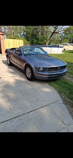 2006 mustang convertible  v6