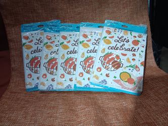 Hallmark's Expressions "Let's Celebrate!" Invitations (Set of 5)