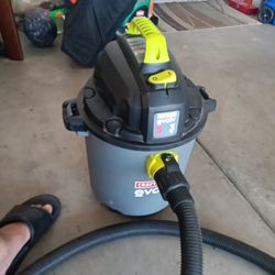 Craftsman Evolv Vacuum 