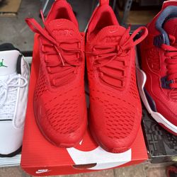 Nike 270 University Red Size 6Y