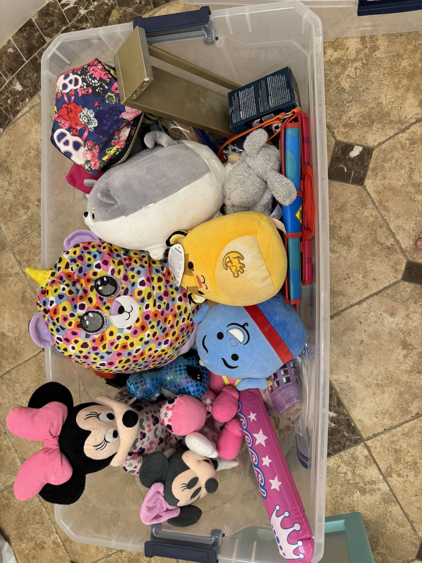 Giant Box Or Stuffed Animals And Toys