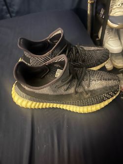 Yeezys size 10