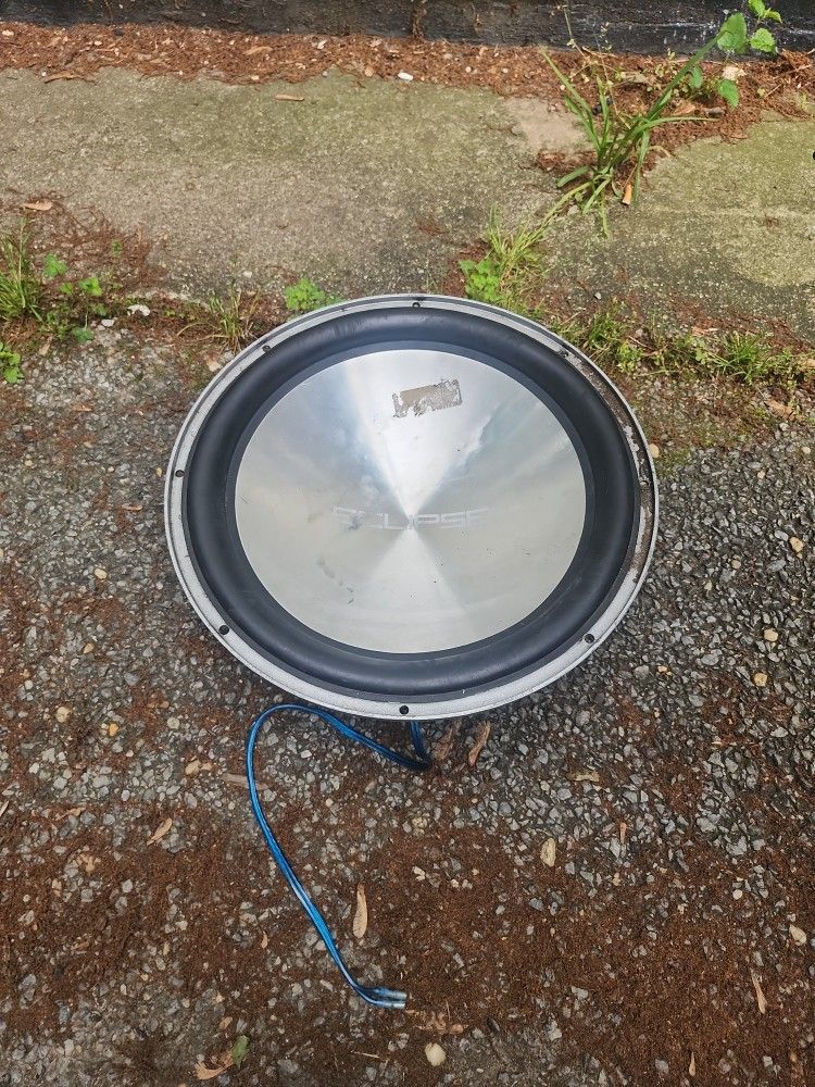 Eclipsed Woofer