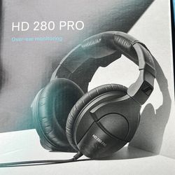 Sennheiser HD 280 Pro Over Ear Headphones