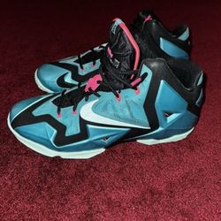 LeBron 11 South Beach Miami Size 13 Like New