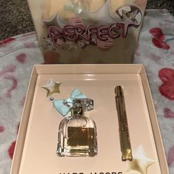 Marc Jacob’s gift set