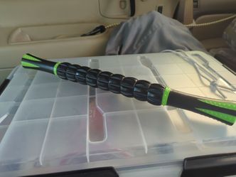 2 hand back roller