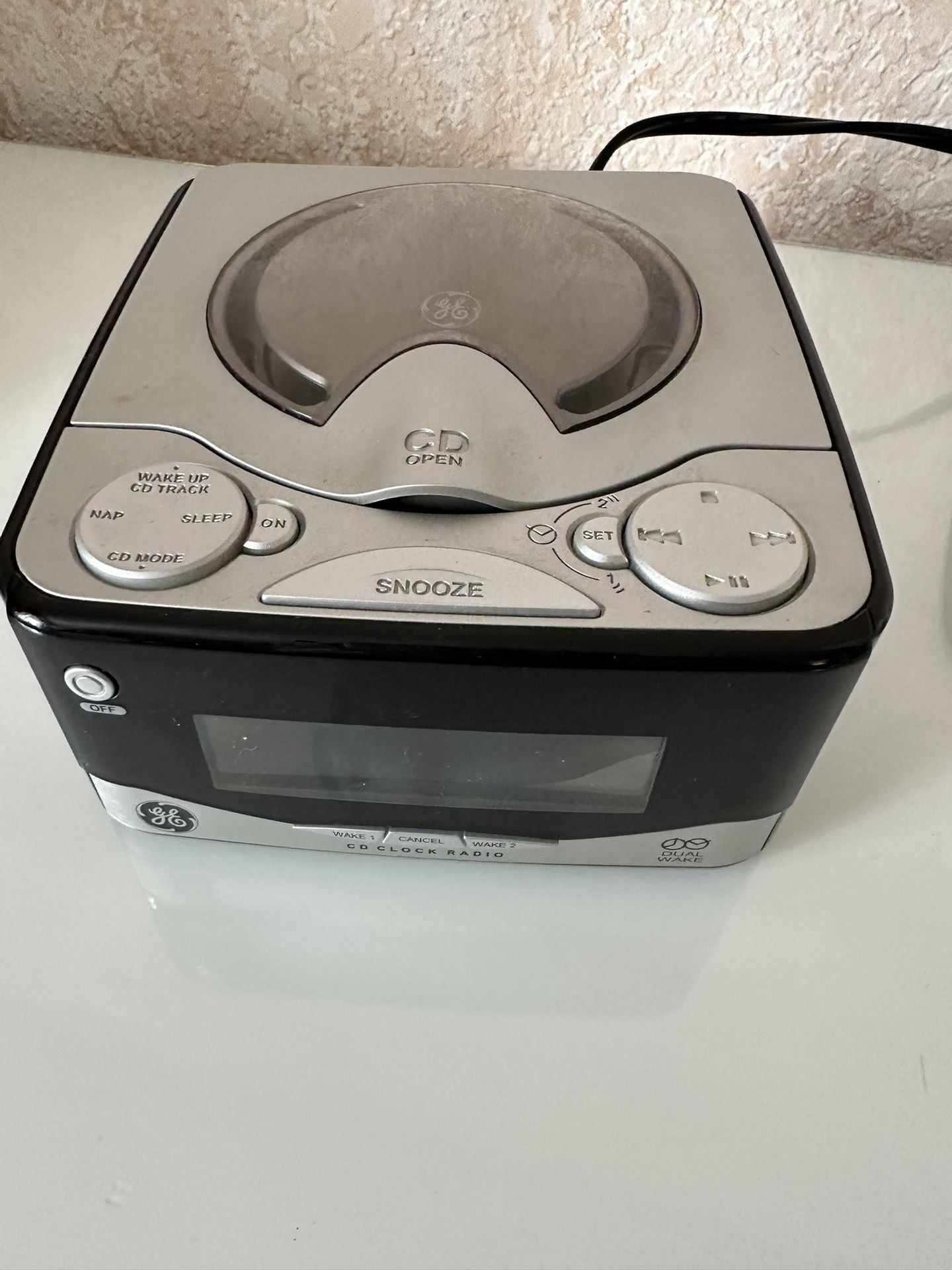 GE Radio, Alarm Clock, CD Player