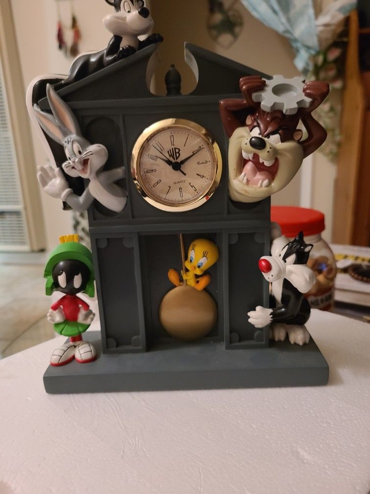 Warner Brothers Grandfather Clock