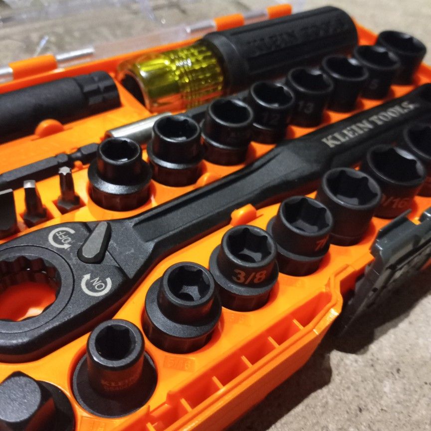 KNECT™ Essential Pass Through Impact Socket Set, SAE, Metric, 28-Piece