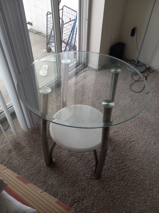 2 Glasse Table For The Corner