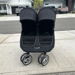Baby Jogger City Mini Double Stroller for Sale in North Bend WA