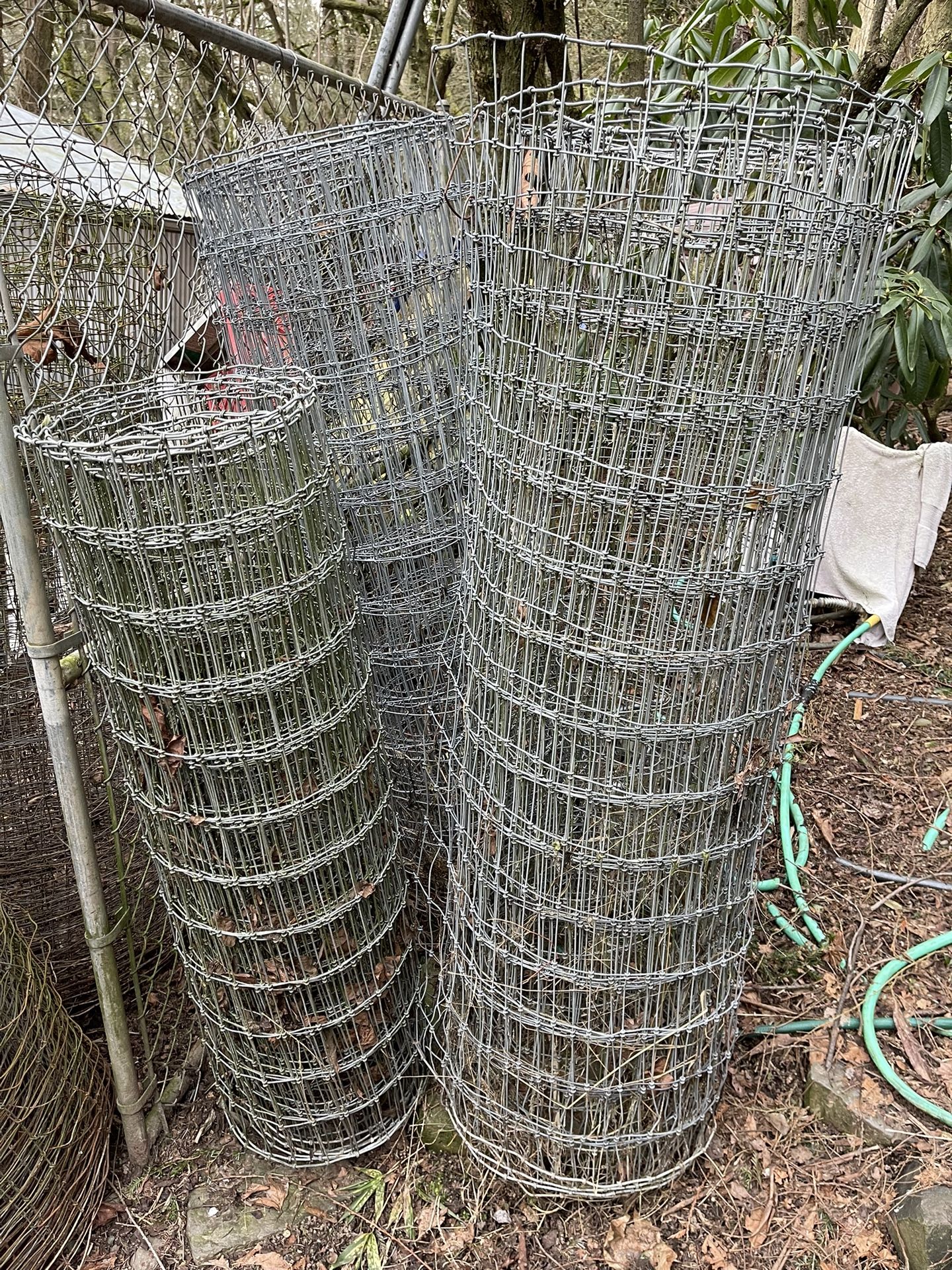 Field Fence / Chicken Wire / Chain Link Fencing / Rabbit Cages