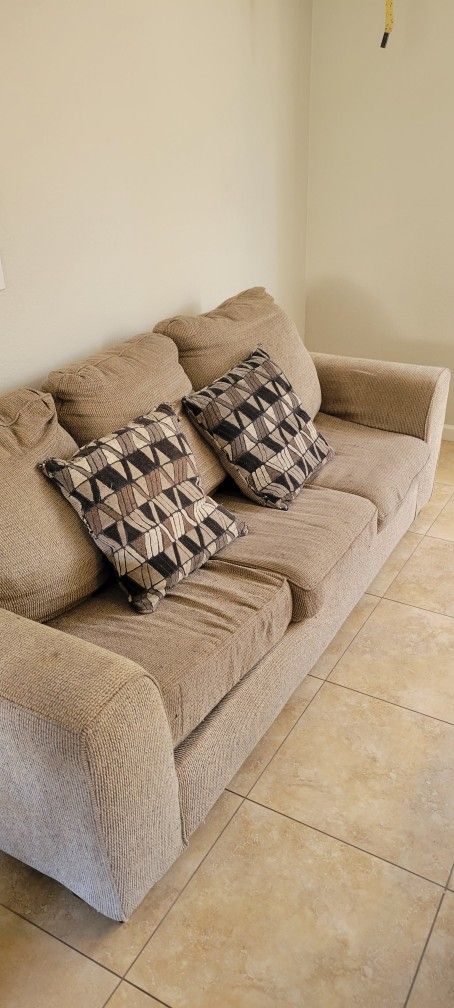 FREE COUCH