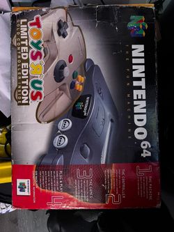 Mint condition Nintendo 64 Toys “R” Us Limited Edition Gold Controller Bundle