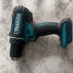 Makita Drill XFD   18V 